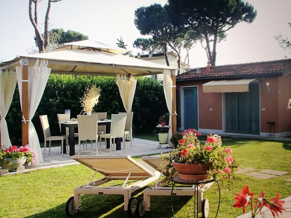 Giusy Bed And Breakfast Marina Di Carrara Ngoại thất bức ảnh