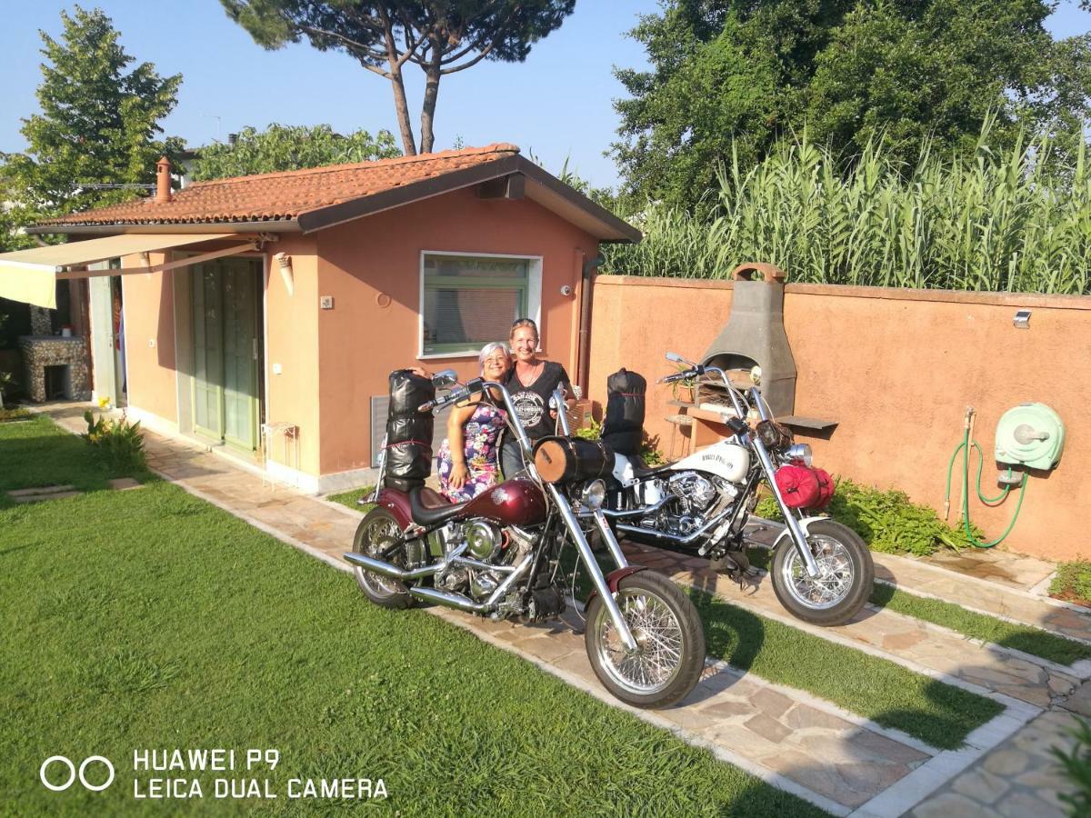 Giusy Bed And Breakfast Marina Di Carrara Ngoại thất bức ảnh